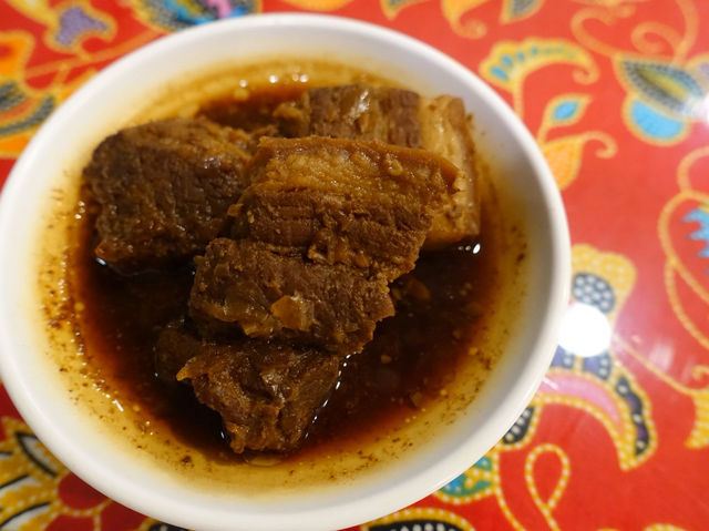 🍽 Chilli Padi Nyonya Café – A Cozy Peranakan Buffet Experience That Feels Like Home