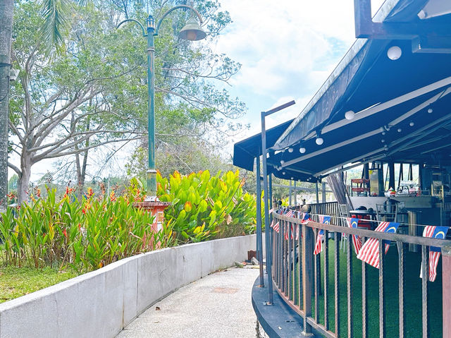 Weekend Escape at Lake House Bangi
