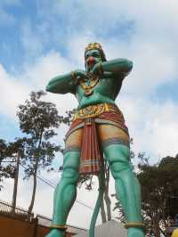 A Sacred Morning at Batu Caves – More Than Just a Tourist Spot