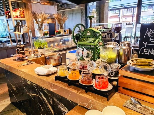 布城 | 湖畔希爾頓逸林酒店，超乎預期的中轉驚喜！