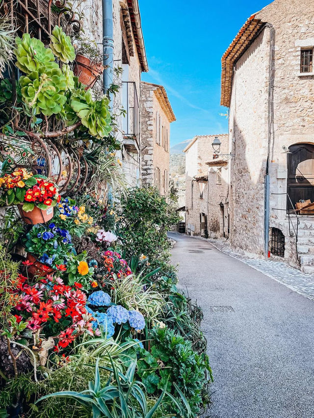 A Journey Through the Charm of Saint Paul de Vence A Journey Through the Charm of Saint Paul de Vence