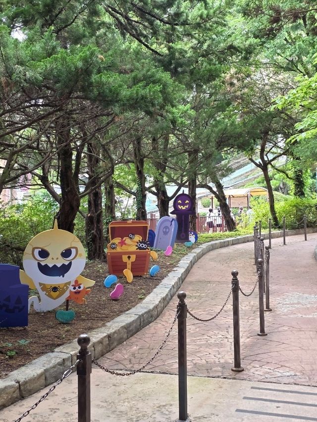 즐거움이 가득한 테마 장식