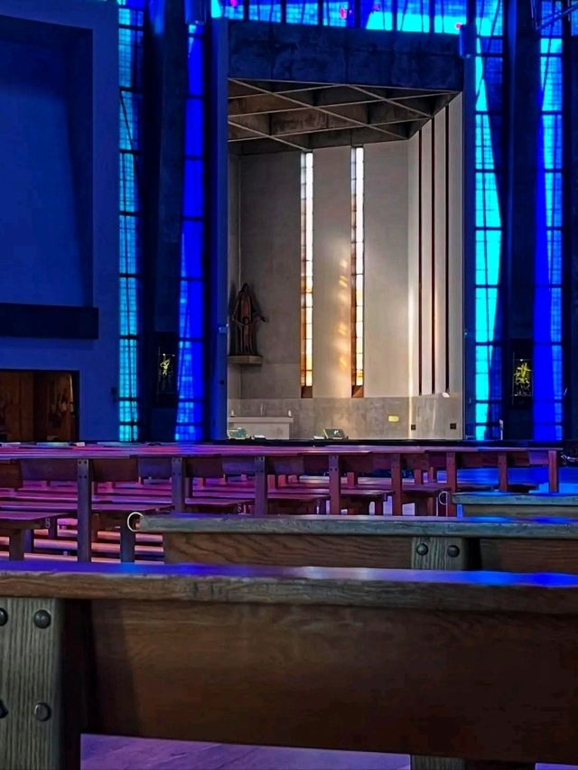 Modern Majesty – Liverpool Metropolitan Cathedral 🌟