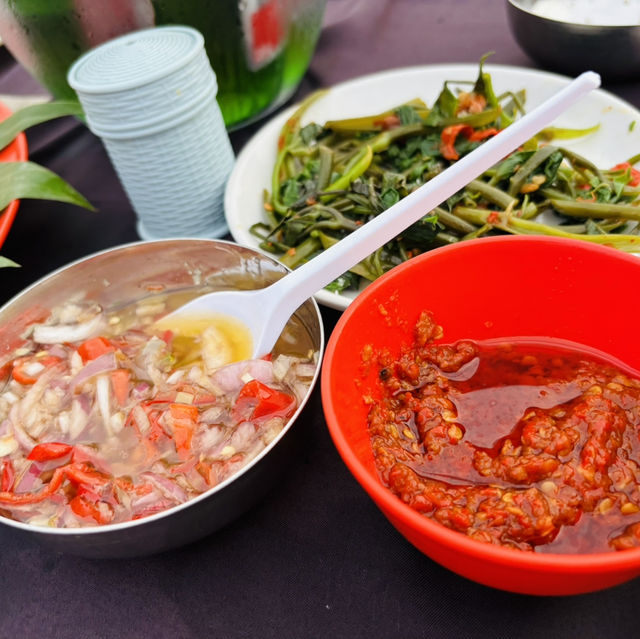 シーフードBBQが食べられるビーチが目の前❣️ルメリディアンバリ シーフードBBQが食べられるビーチが目の前❣️ルメリディアンバリ