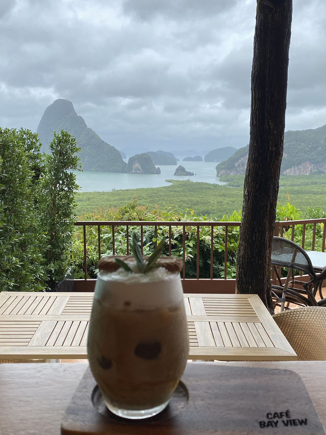 CAFE BAY VIEW เสม็ดนางชี