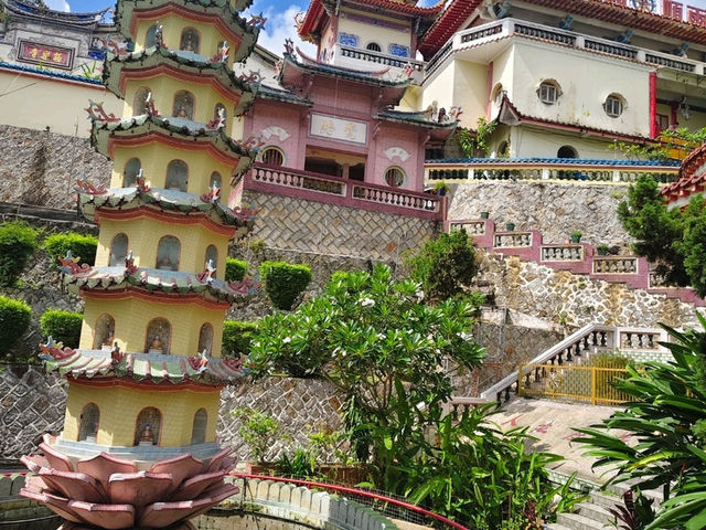 ปีนัง เมืองที่ต้องไปสักครั้ง