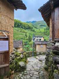 隱世桃花源～坑根石寨