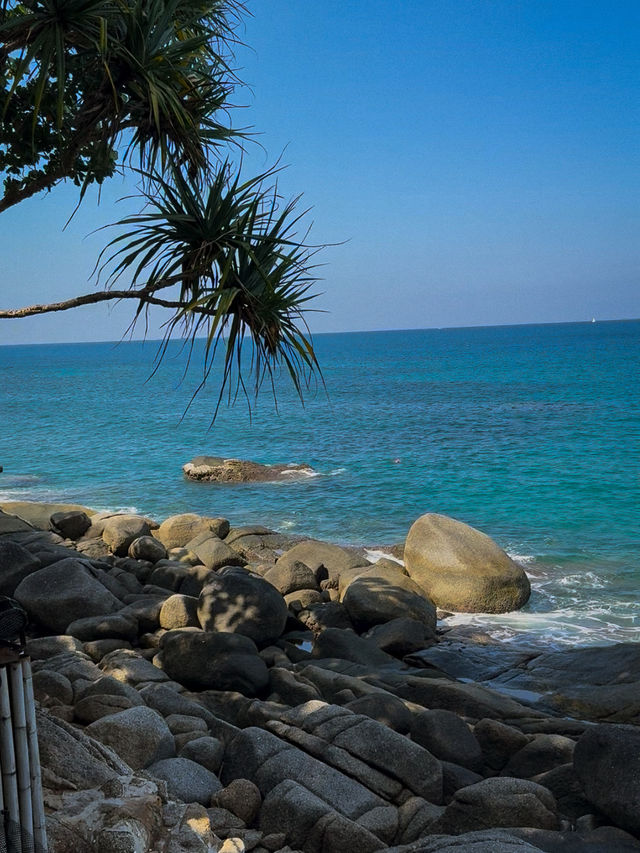 Phuket Chill Spot🌴 A blanket and pillow Phuket Chill Spot🌴 A blanket and pillow