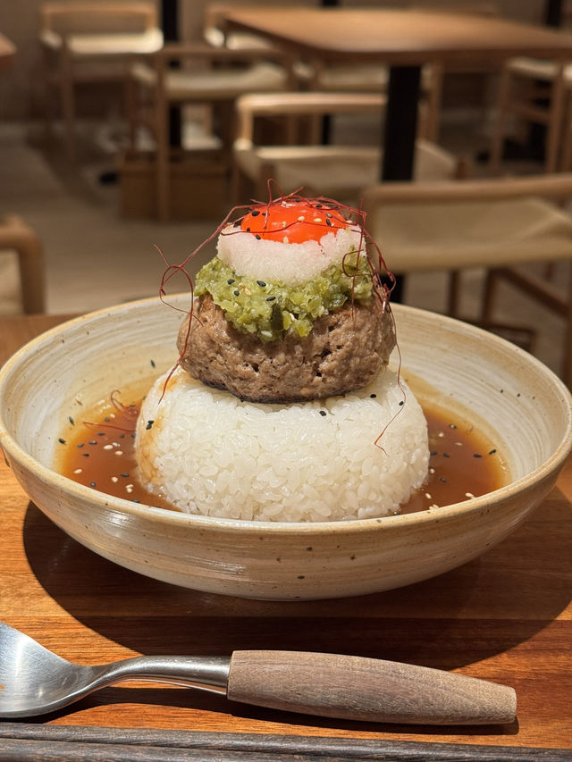 觀塘必食手打和牛漢堡扒丼飯