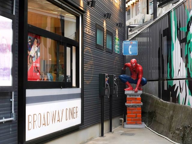 🍶 Hobo Shinjuku Norengai: Tokyo’s Hidden Gem for Foodies & Design Lovers