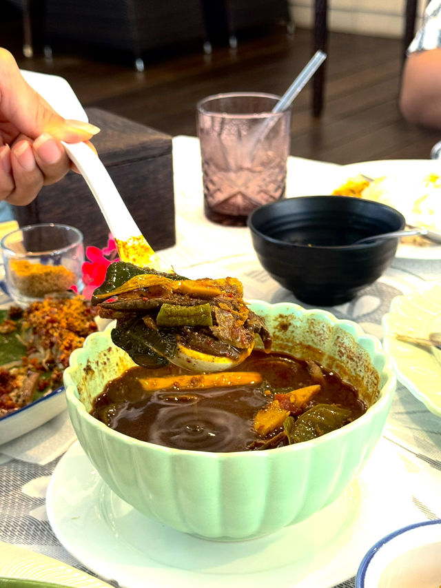 อาหารใต้รสเข้ม ข้างวัดฉลอง จ.ภูเก็ต