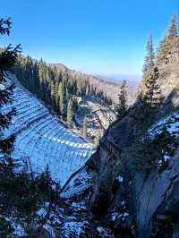 Winter at Feilong Pond: Dried Basin, Silent Land