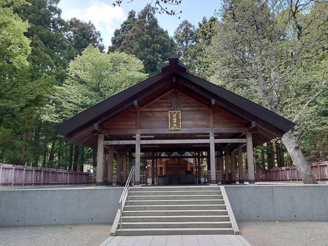 ⛩️❄️ Tranquility and Tradition at Hokkaido Jingu 🌸✨ ⛩️❄️ Tranquility and Tradition at Hokkaido Jingu 🌸✨