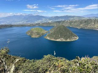 安第斯山脈靈魂的寧靜高地寶石