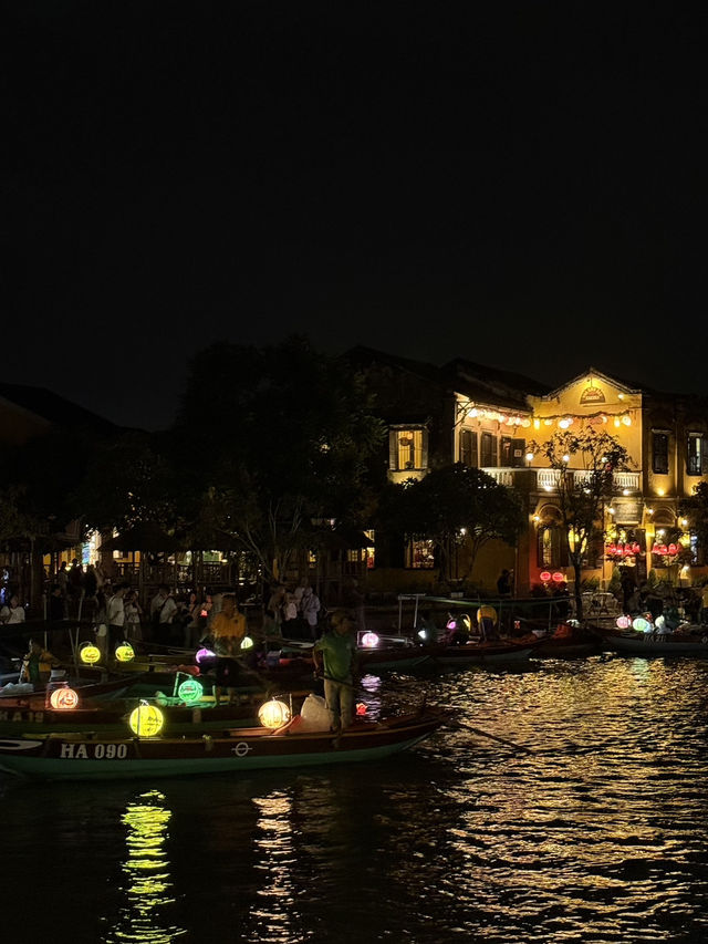 Hội An — The Lantern City 