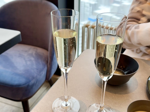 Luxury Morning at the New Club Lounge — Sapporo Prince Hotel
