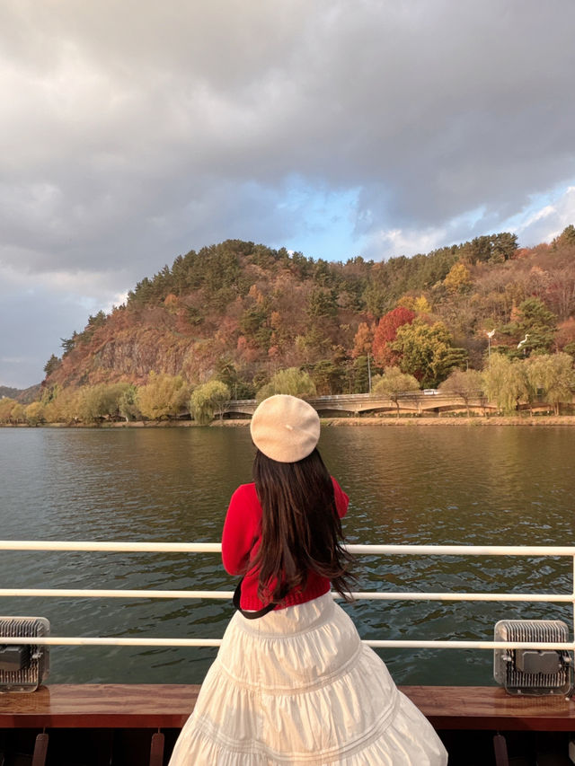 배를 타고 진주 남강을 건널 수 있는 체험🤍
