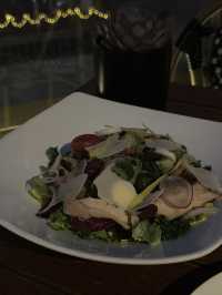  一間可以飽覽上海外灘的西餐廳！