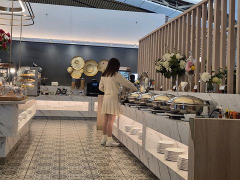 ✈️✨ หนีความวุ่นวาย! Miracle Lounge พักผ่อนก่อนบิน