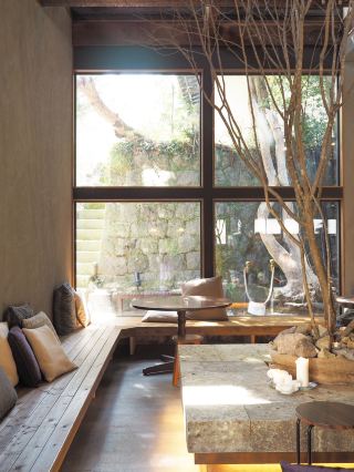 การเดินทางจากโตเกียวไปยังมินามิอาชิงาระ ฮาโกเนะ และยูกาวาระ