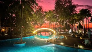 🌊 5,000 m² of Saltwater: Thailand's Biggest Pool Runs Through This Resort