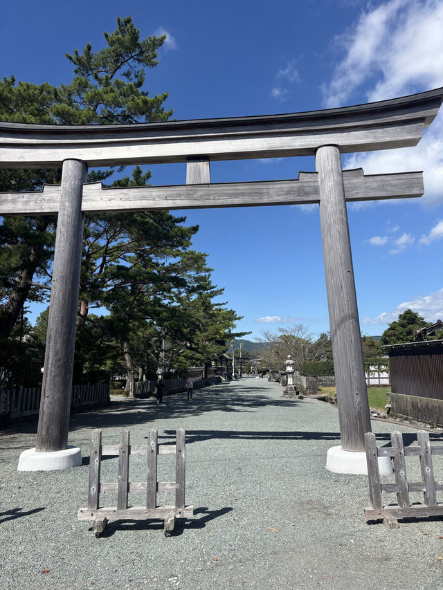 【熊本県・阿蘇】 2000年の歴史を誇る、阿蘇の総鎮守