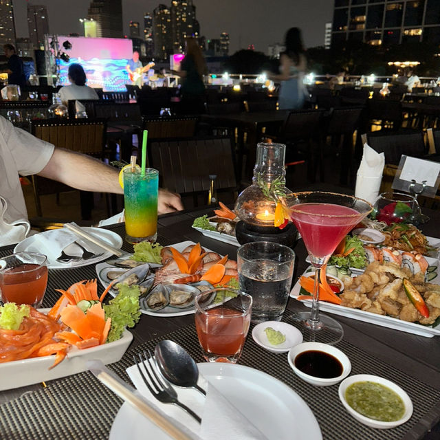 City Lights and Thai Delights on the Mekong