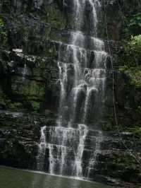 crystal waters of salto cristal, a waterfall worth the hike