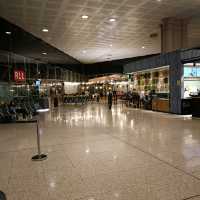 Barcelona T2 - small and convenient 