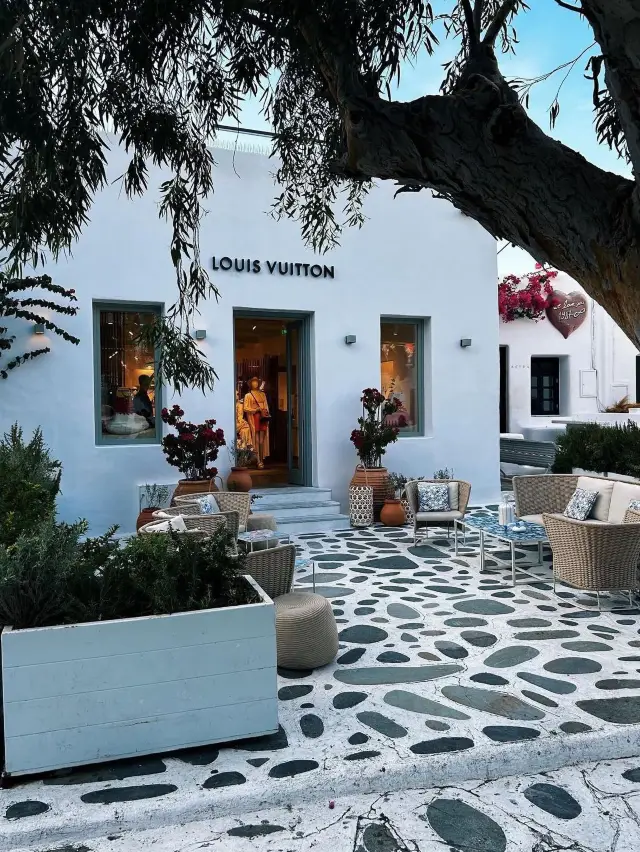 Shopping in Mykonos ✈️