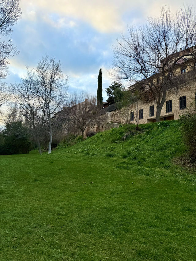 Skyline and Stones