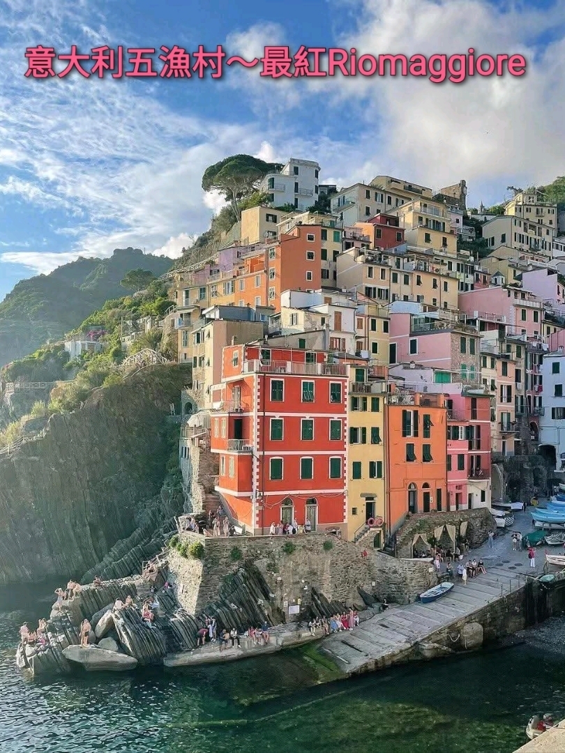 Five Cinque Terre của Ý - Riomaggiore được yêu thích nhất