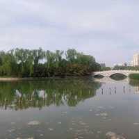Fangshan Red Scarf Park, water world in the heart of the city