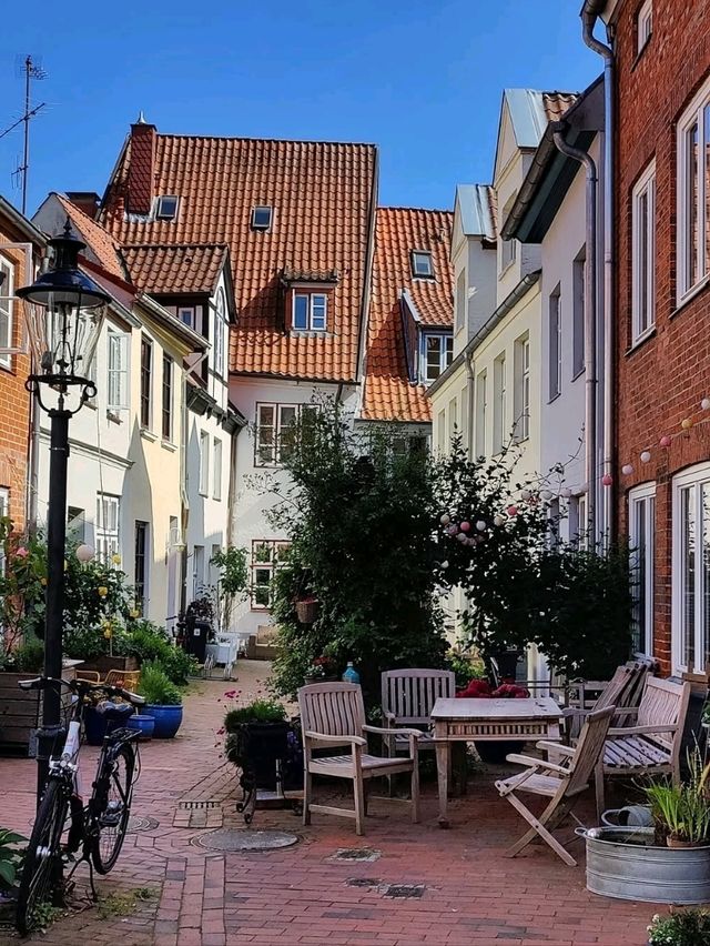 Hansestadt Lübeck: Germany’s Medieval Gem of Brick Gothic Splendor