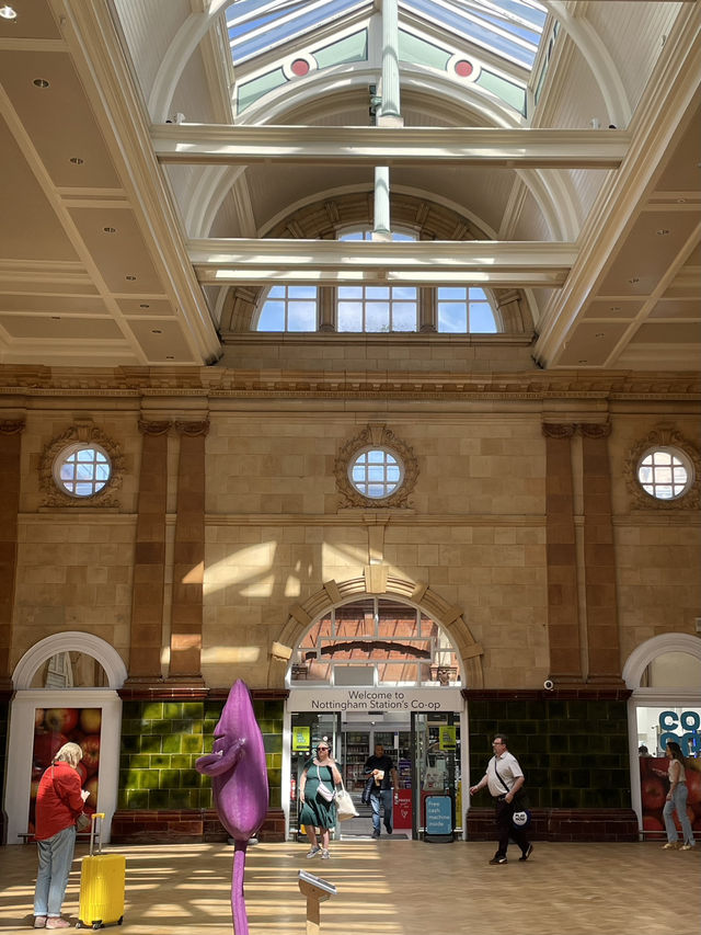 Nottingham🇬🇧History, Nature, and Culinary Delights