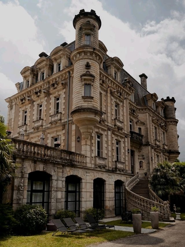 Château Clément: A Refined Retreat in the Heart of Ardèche