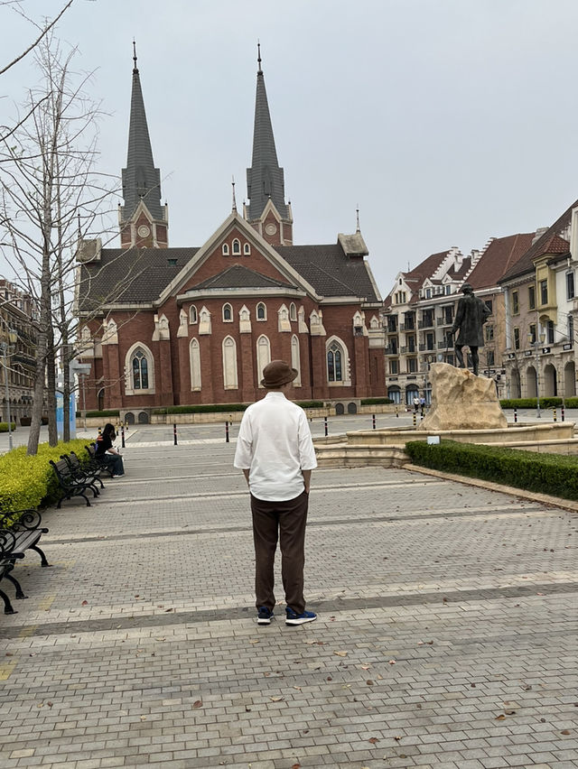 🏰🌸 Nanchang’s Hidden Europe: Pastel Palazzos & Canal Dreams in Luzern Town!