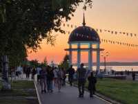 🌅 White Nights Magic in Karelia – Why You Must Visit Petrozavodsk’s Embankment This Summer