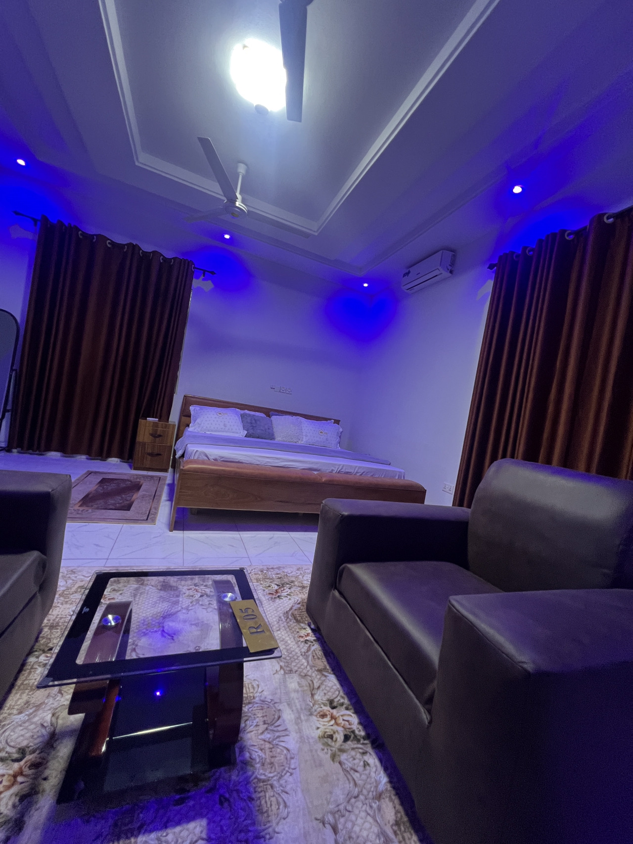 Minata Hotel 