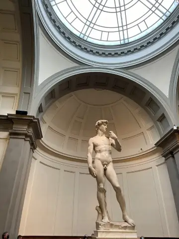 🎨 Florence: Art, History & Charming Streets