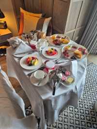 🌟 The Londoner: Ultimate Luxury in the Heart of the West End