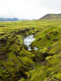 하늘빛 온천의 고요한 숨결