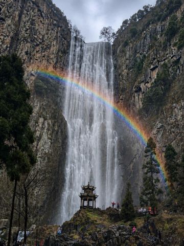Baizhangji misty canyon
