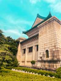 A Beautiful Monument to Sun Yat-sen