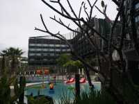 Marriott Hotel at the entrance of Ocean Park, excels in its prime location.