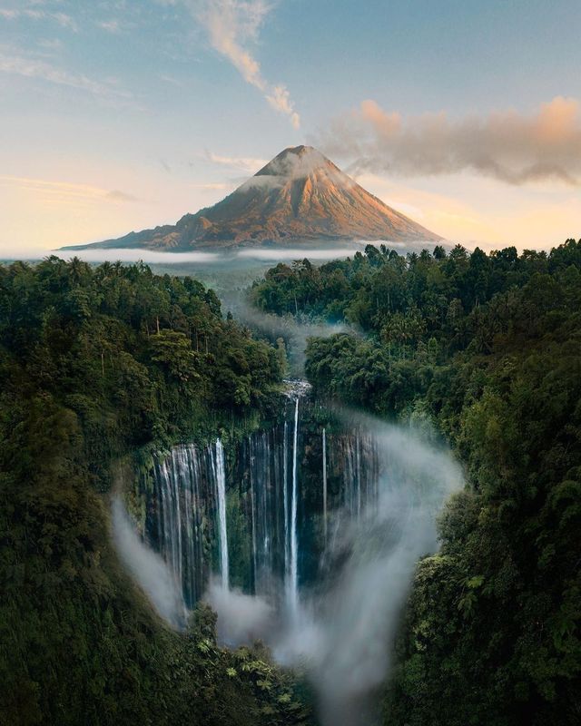 Go visit Tumpak Sewu Waterfall in Indonesia