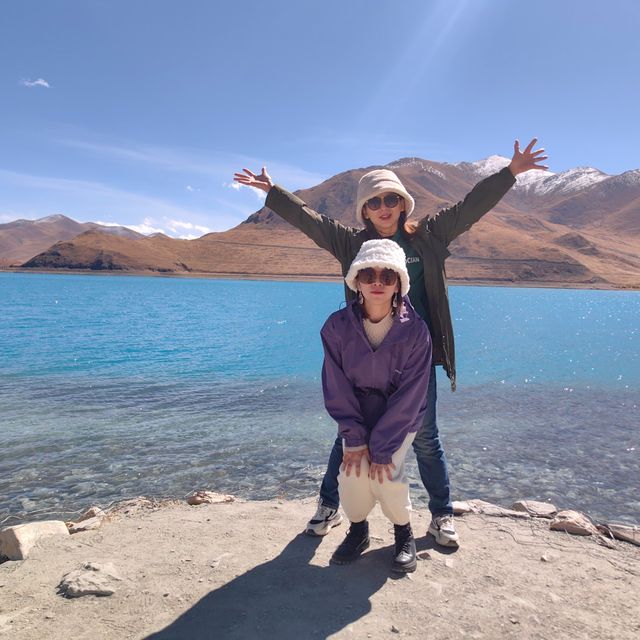 西藏之旅 - 羊卓雍錯｜一顆仙女散落的藍色吊墜靜躺山南