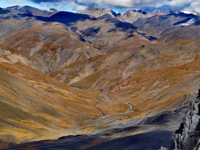 康慶拉山口，在相當有高度的地方想她