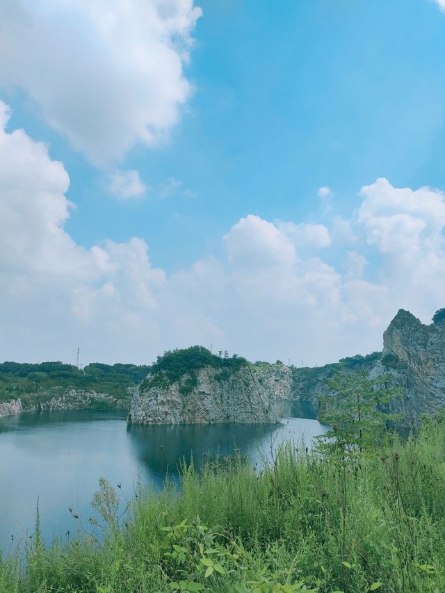 常州小眾絕美礦坑打卡，可露營燒烤！