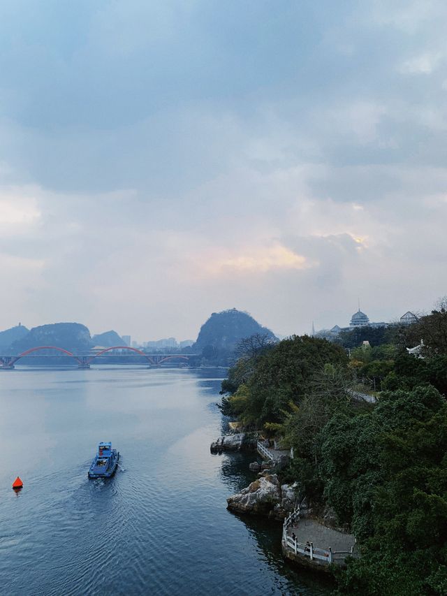 柳州這座城是從這個公園拍出感覺來了
